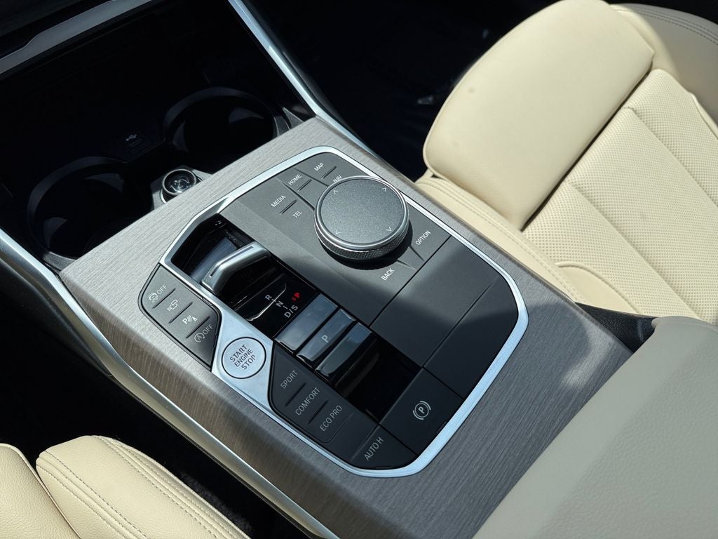 2025 BMW 2 Series 230i xDrive