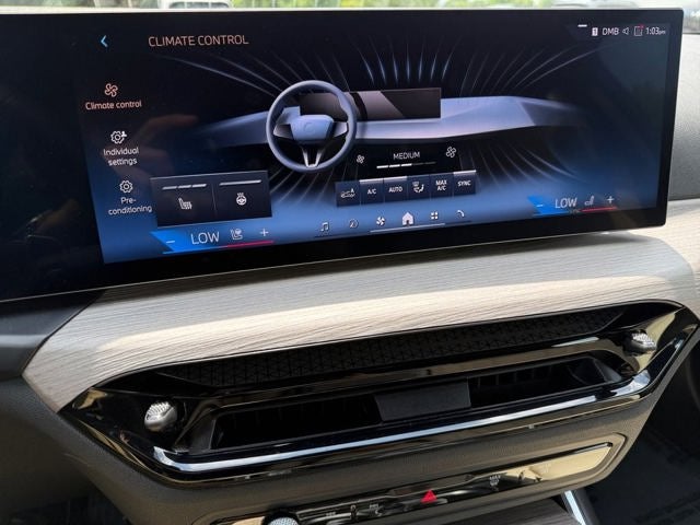 2025 BMW 2 Series 230i xDrive