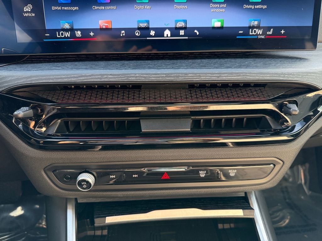 2025 BMW 2 Series 230i xDrive