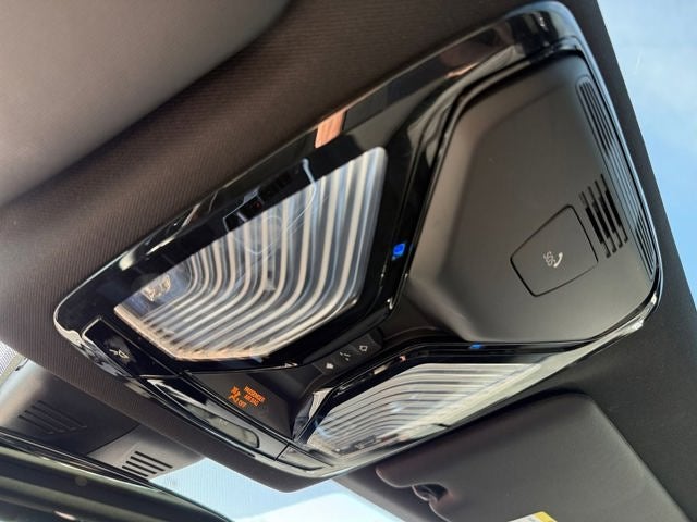 2025 BMW 2 Series 230i xDrive
