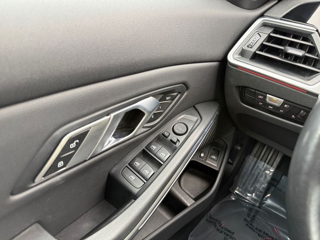 2022 BMW 3 Series 330e xDrive