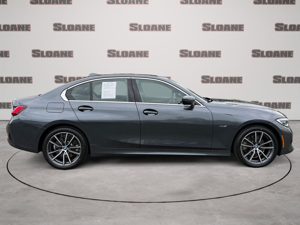 2022 BMW 3 Series 330e xDrive