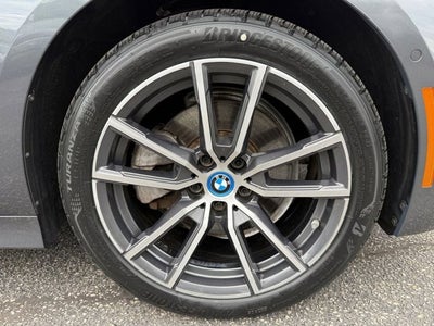 2022 BMW 3 Series 330e xDrive