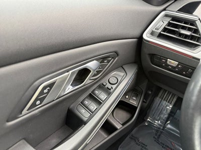 2022 BMW 3 Series 330e xDrive