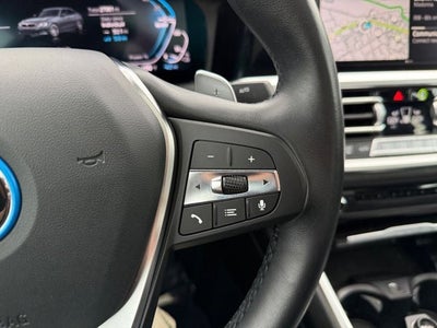 2022 BMW 3 Series 330e xDrive