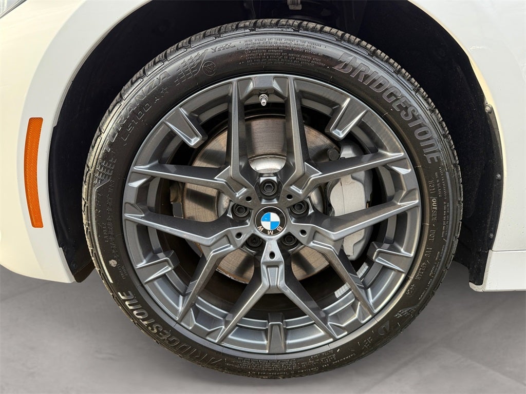 2025 BMW 3 Series 330i xDrive