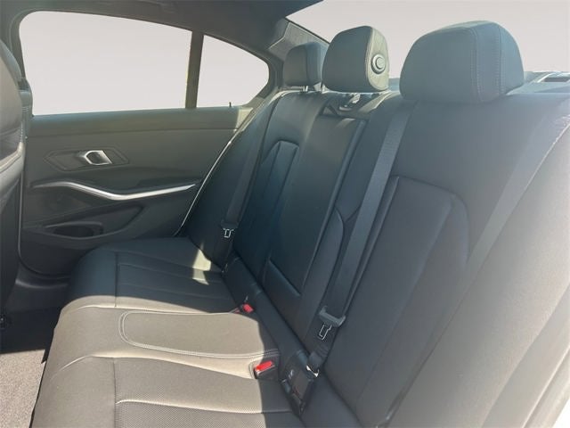 2025 BMW 3 Series 330i xDrive