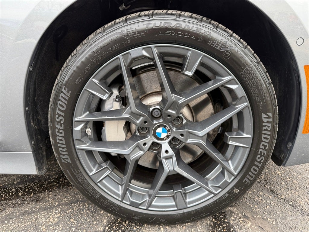 2025 BMW 3 Series 330i xDrive