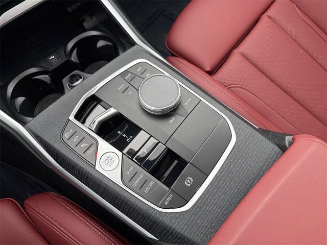 2025 BMW 3 Series 330i xDrive