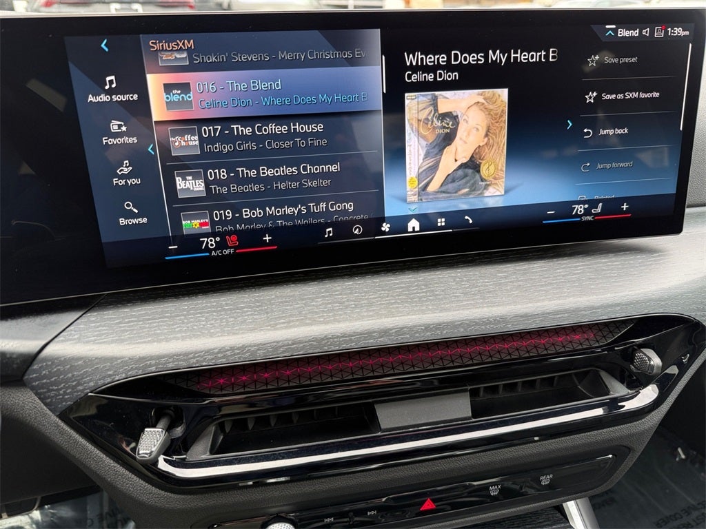 2025 BMW 3 Series 330i xDrive M Sport