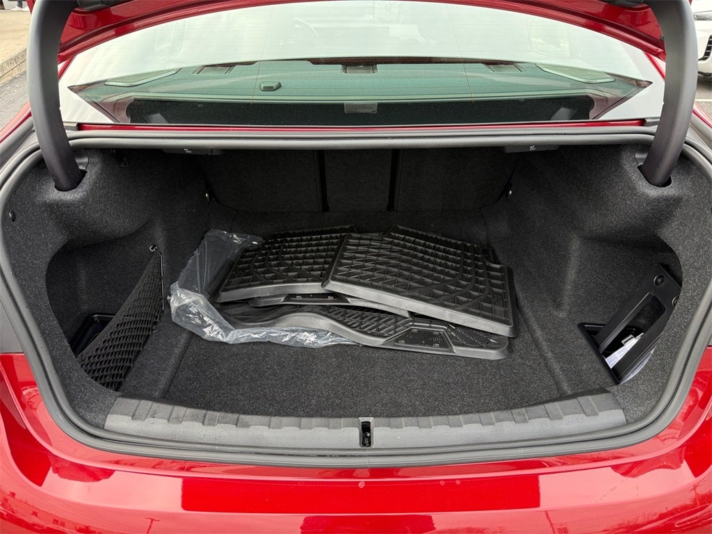 2025 BMW 3 Series 330i xDrive M Sport