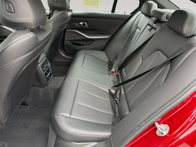 2025 BMW 3 Series 330i xDrive M Sport