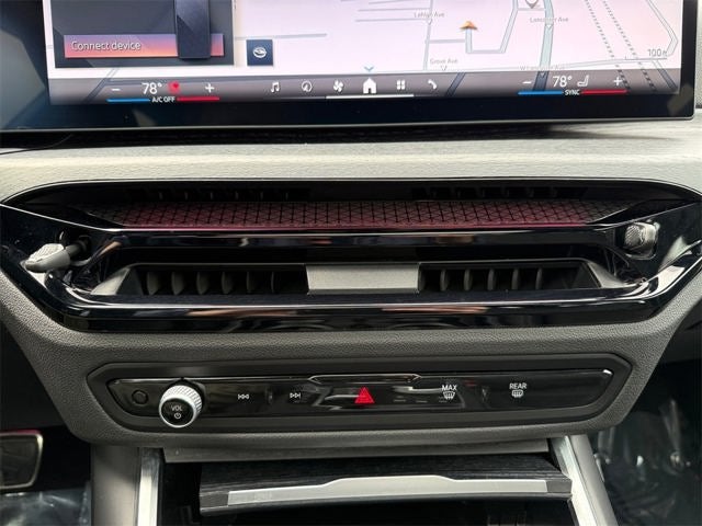 2025 BMW 3 Series 330i xDrive M Sport