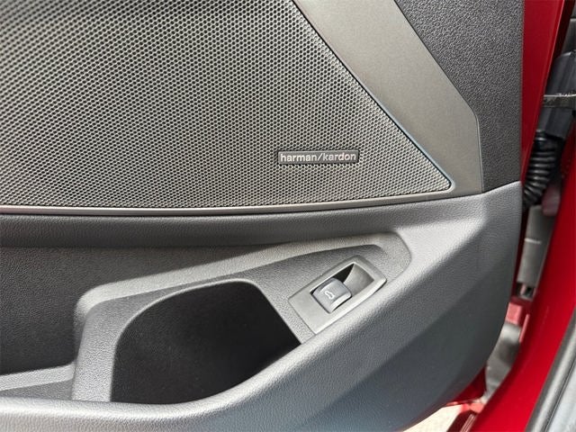 2025 BMW 3 Series 330i xDrive M Sport