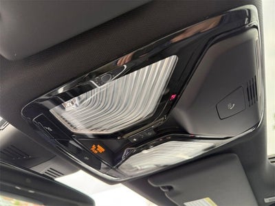 2025 BMW 3 Series 330i xDrive M Sport