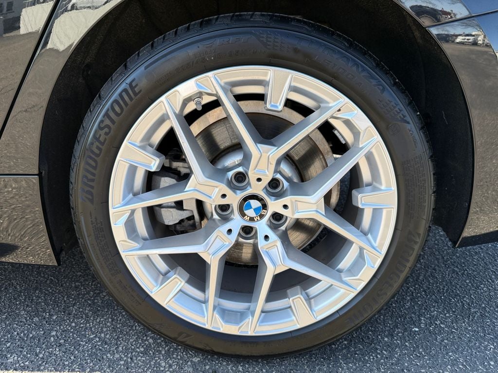 2025 BMW 3 Series 330i xDrive