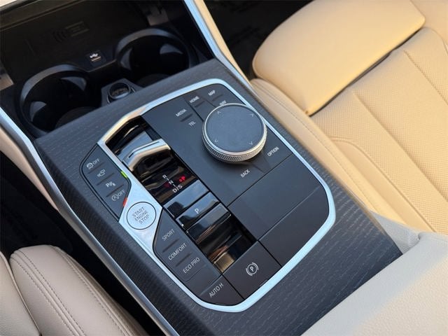 2025 BMW 3 Series 330i xDrive