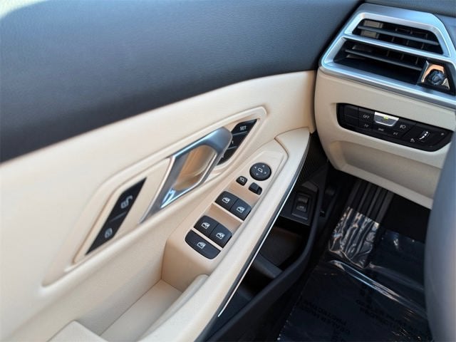 2025 BMW 3 Series 330i xDrive