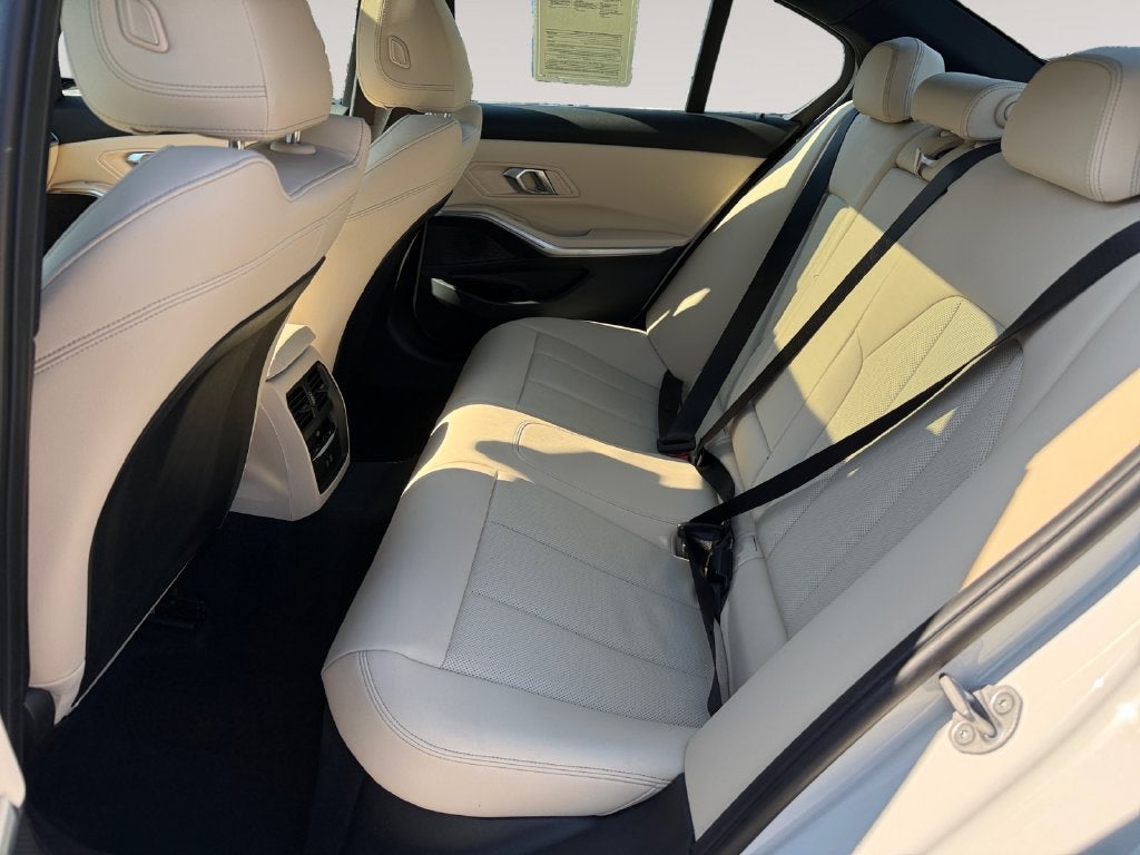 2024 BMW 3 Series 330i xDrive