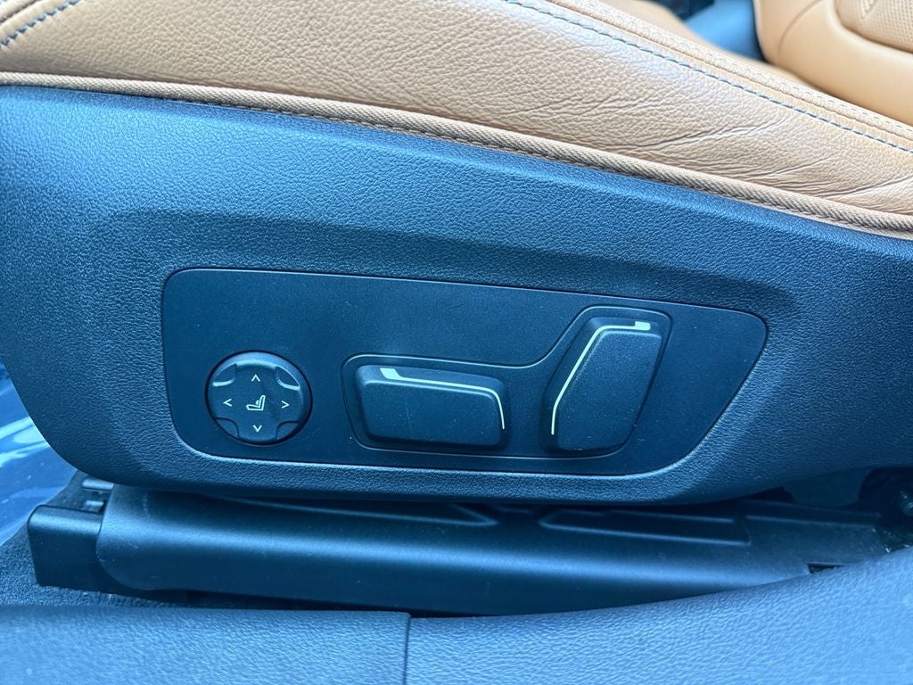 2024 BMW 3 Series 330i xDrive