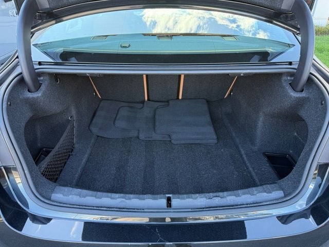 2024 BMW 3 Series 330i xDrive