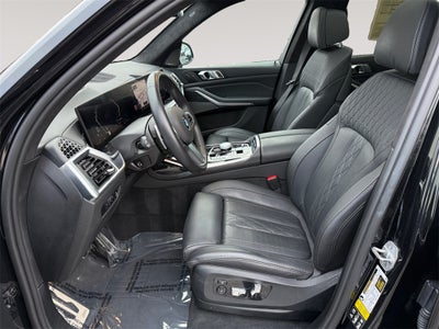 2023 BMW X7 xDrive40i M Sport