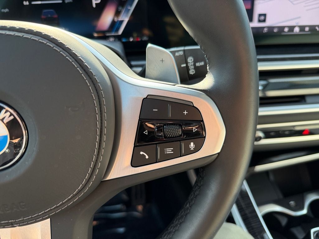 2025 BMW X7 xDrive40i M Sport