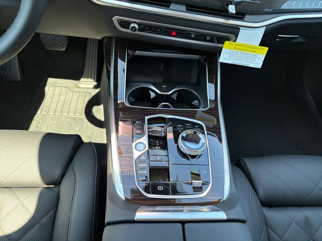 2027 BMW X7 xDrive40i