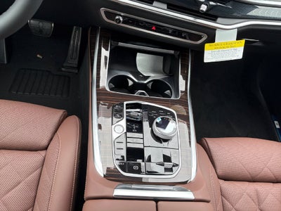2027 BMW X7 xDrive40i