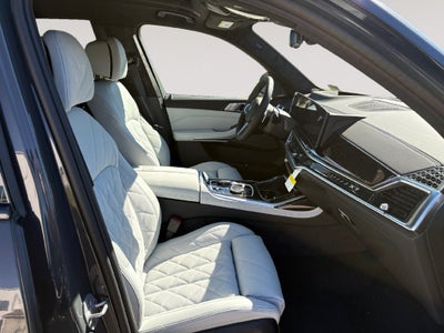 2027 BMW X7 xDrive40i