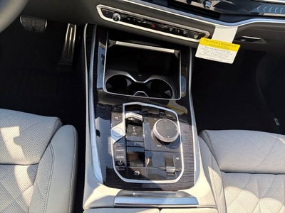 2027 BMW X7 xDrive40i