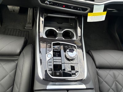 2027 BMW X7 xDrive40i