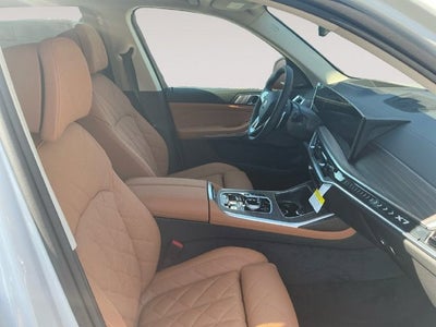 2027 BMW X7 xDrive40i