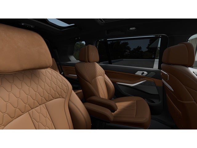2027 BMW X7 Base