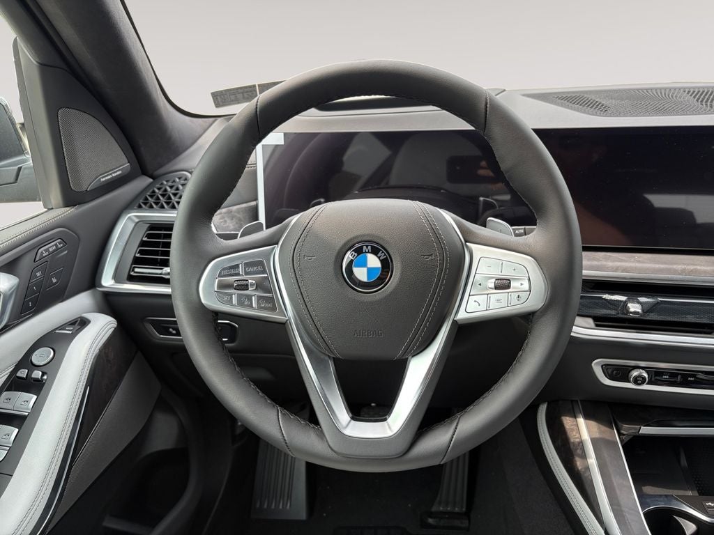 2027 BMW X7 xDrive40i