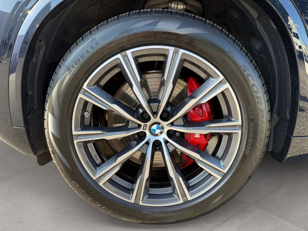 2025 BMW X5 xDrive40i M Sport