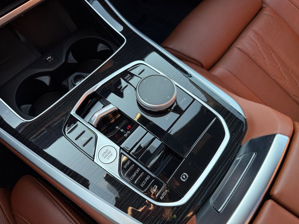 2025 BMW X5 xDrive40i M Sport
