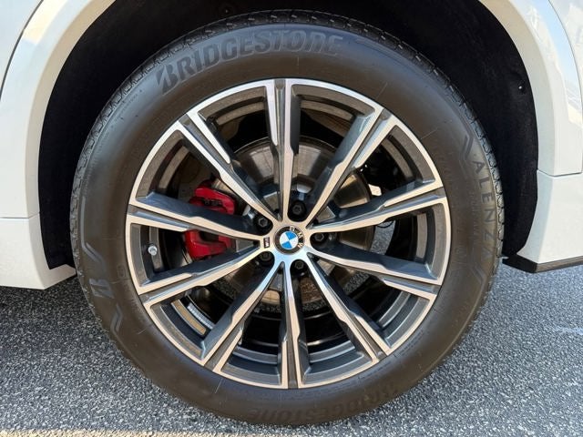 2025 BMW X5 xDrive40i M Sport