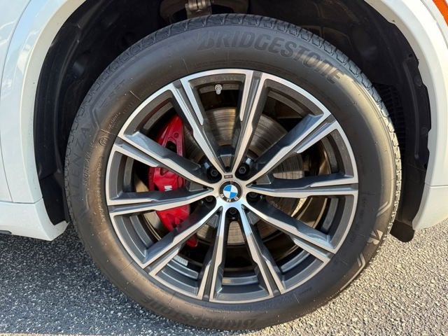 2025 BMW X5 xDrive40i M Sport