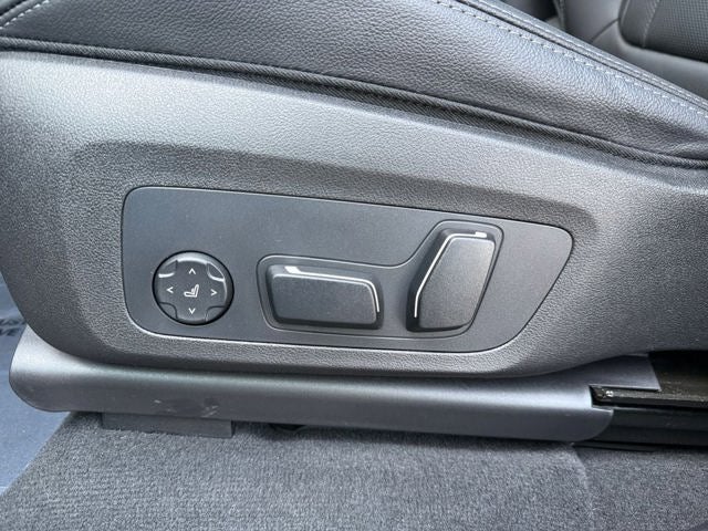 2025 BMW X4 xDrive30i