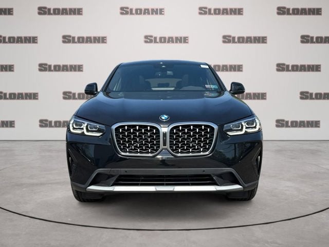 2025 BMW X4 xDrive30i