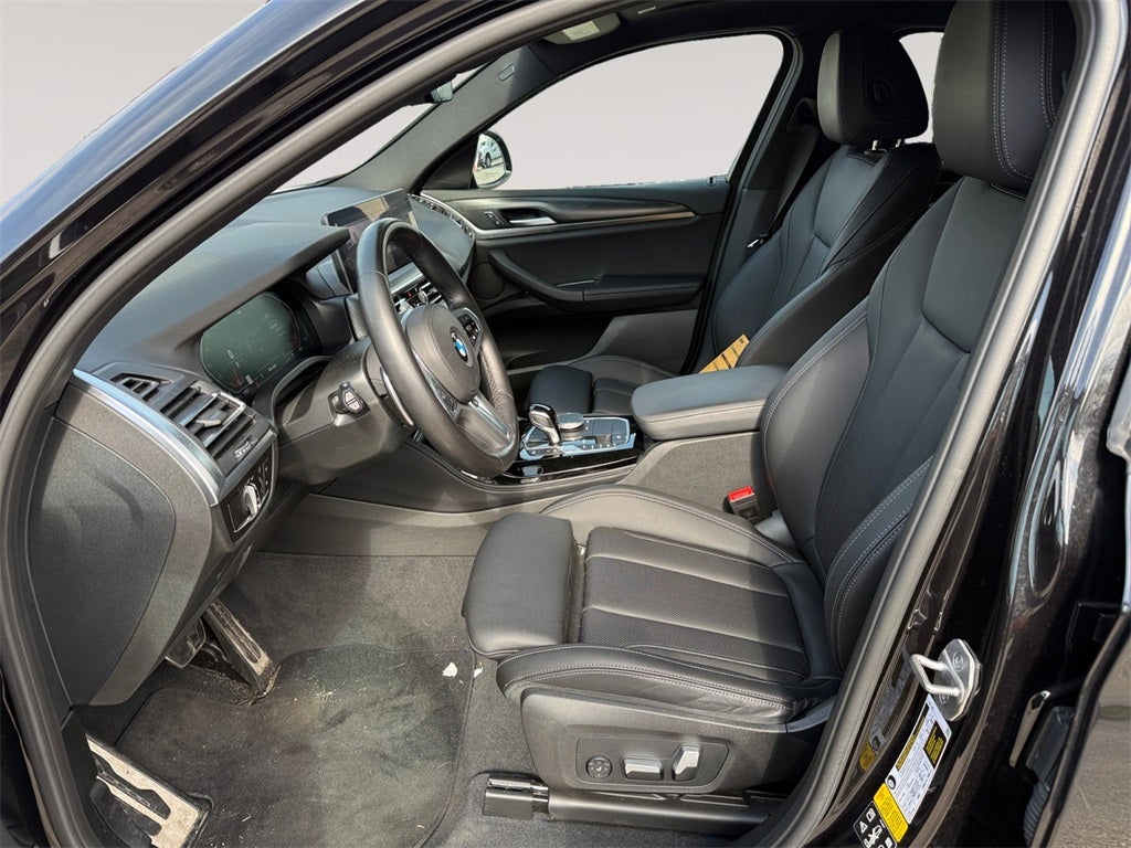 2023 BMW X4 xDrive30i