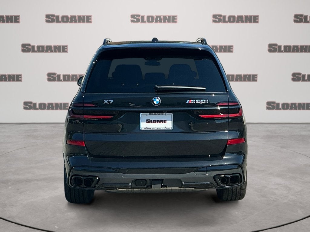 2027 BMW X7 M60i