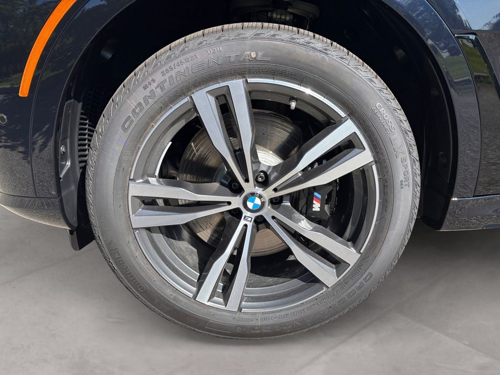 2027 BMW X7 M60i