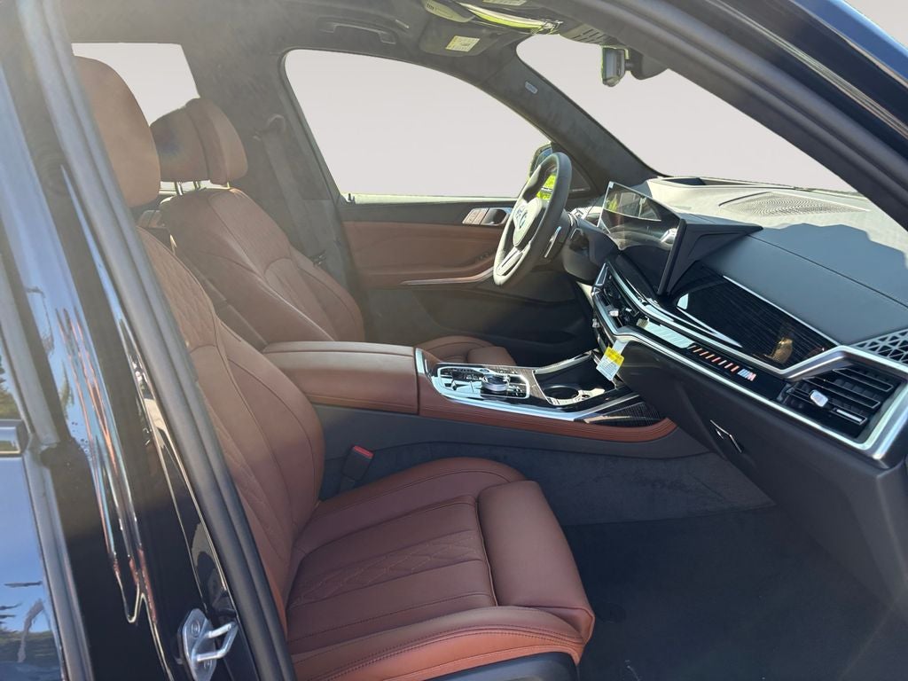 2027 BMW X7 M60i