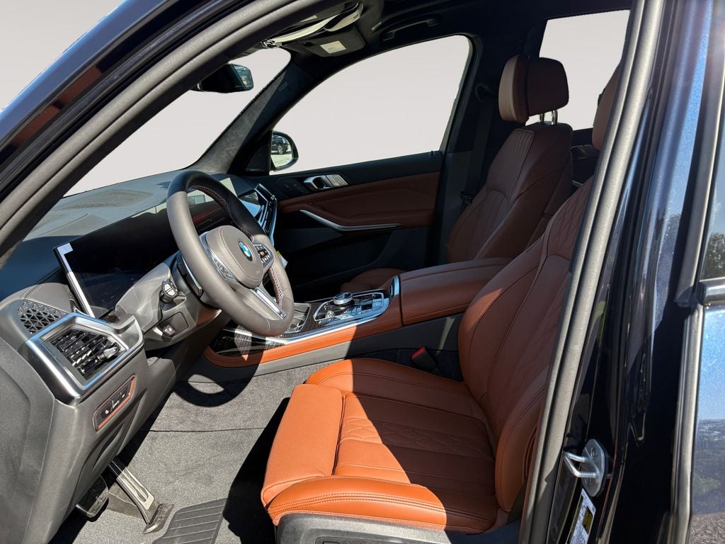 2027 BMW X7 M60i