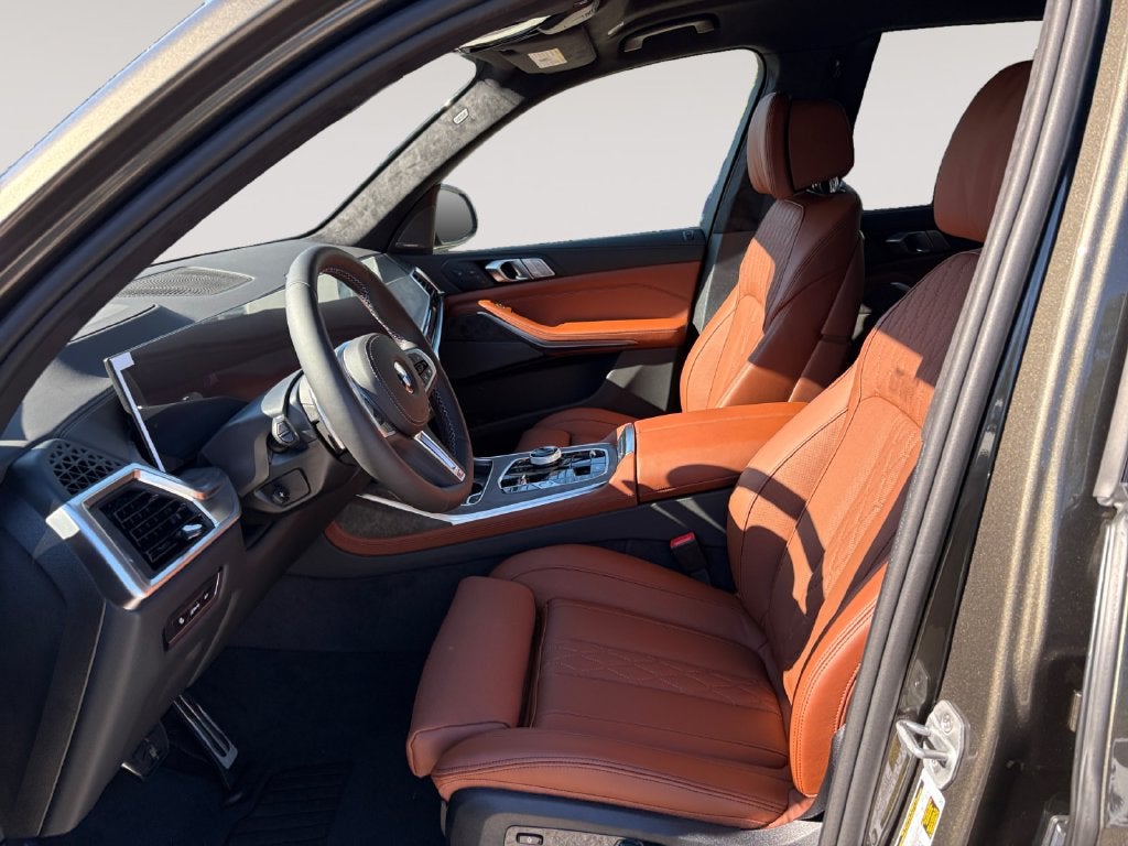 2027 BMW X7 M60i