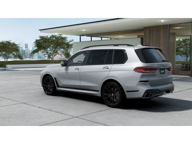 2026 BMW X7 M60i