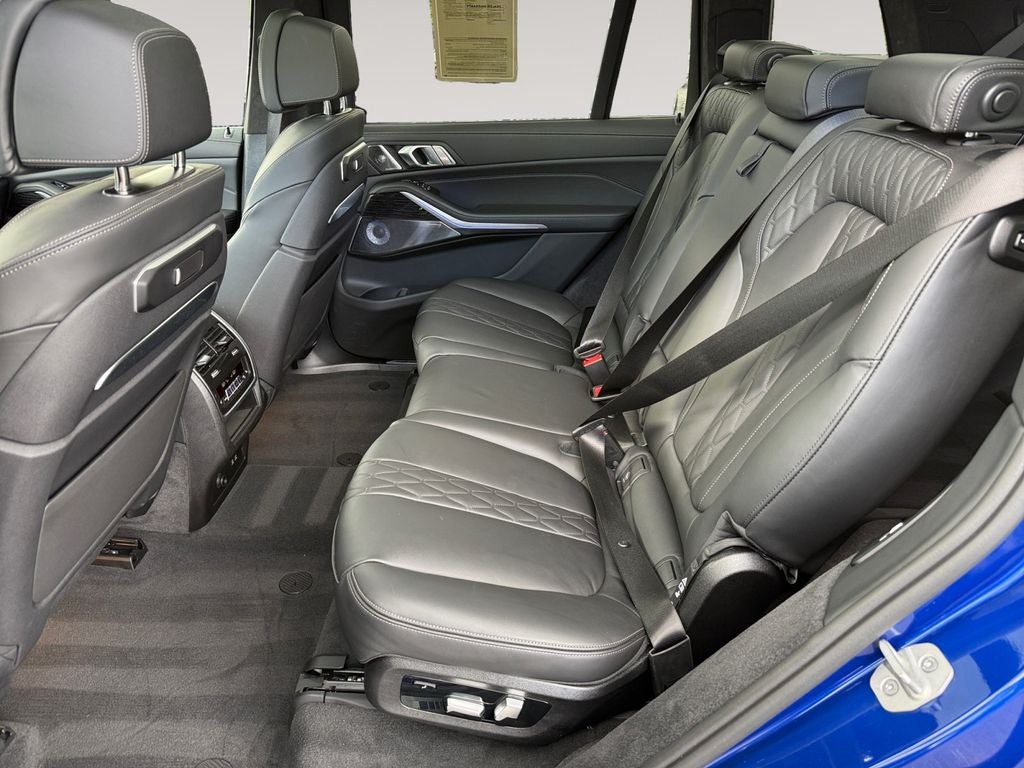 2026 BMW X7 M60i