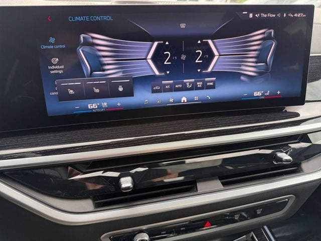2026 BMW X7 M60i